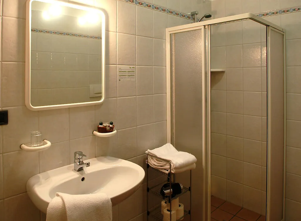 Relais Bb Pacengo Bed & Breakfast Lazise