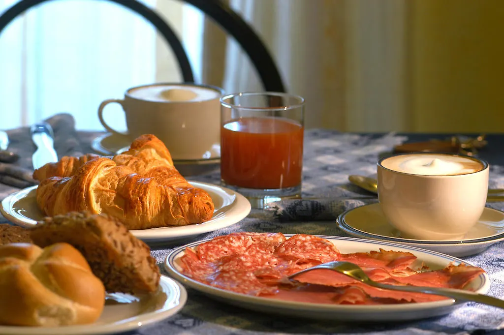 Relais Bb Pacengo Bed & Breakfast Lazise 0*,